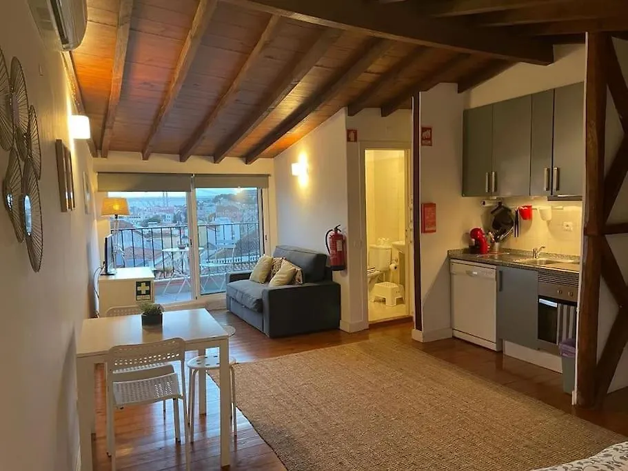 Charming Meio A Lapa III Amazing Terrace View Lisbon